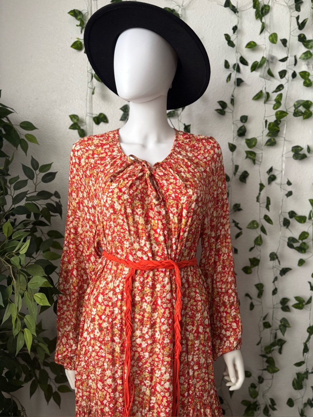 Bohemian orange Floral Maxi Dress with Tie Waist - Picture 4 of 6